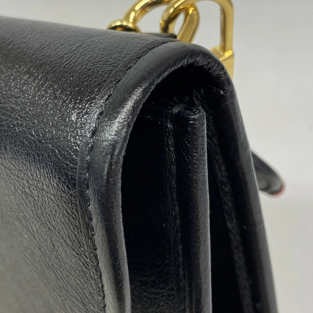 GUCCI Authentic Black Leather Shoulder Bag - Picture 7 of 11